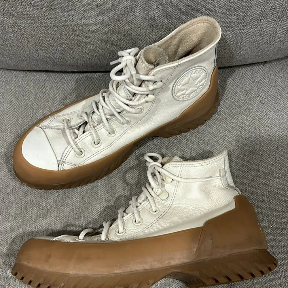 NWT Waterproof Converse Leather Chuck Taylor Lugged 2.0 Counter Climate Platform
